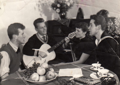 Rainbow repetitie in Vonzesenstraat (1952)